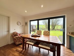 Photo 11- click for photo gallery